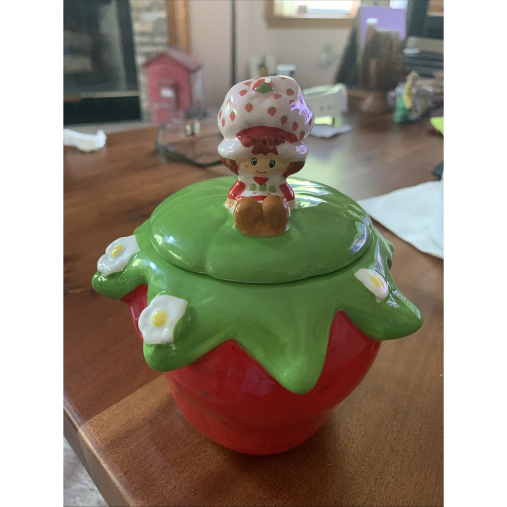 Strawberry Shortcake Ceramic Cookie Jar 6" Hand Painted New